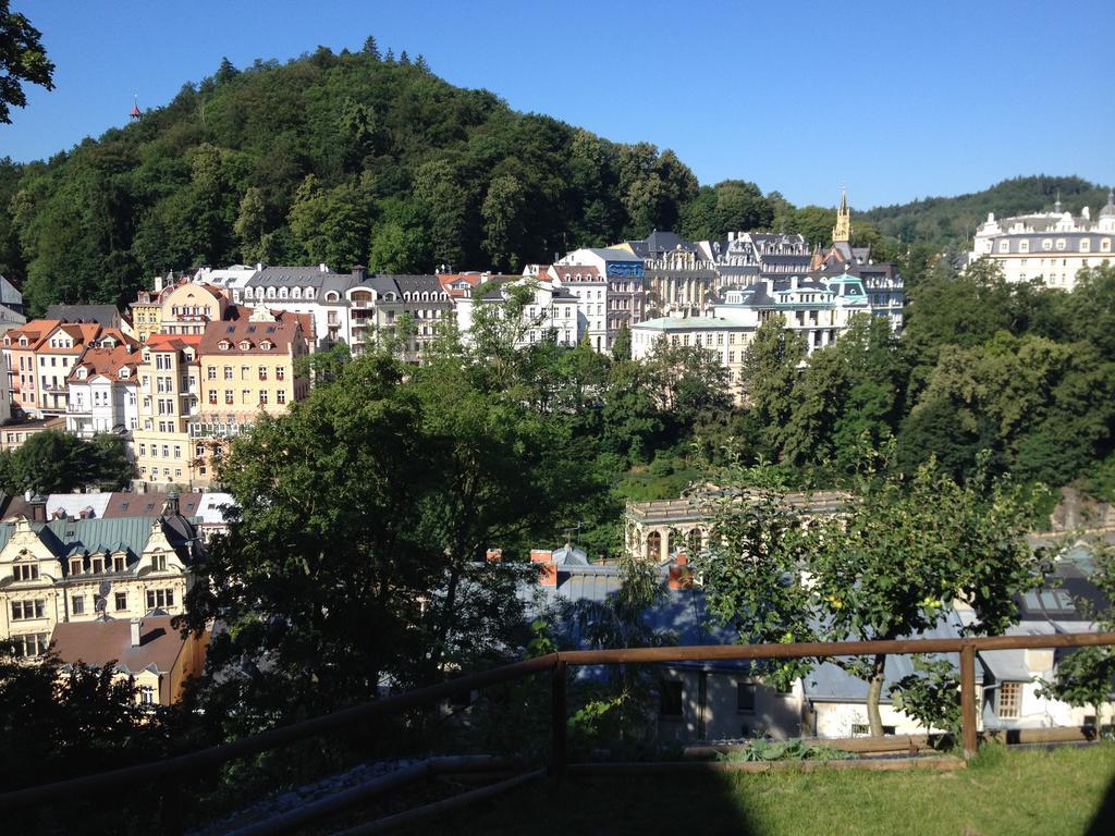 Apartments Vera Karlovy Vary Kültér fotó